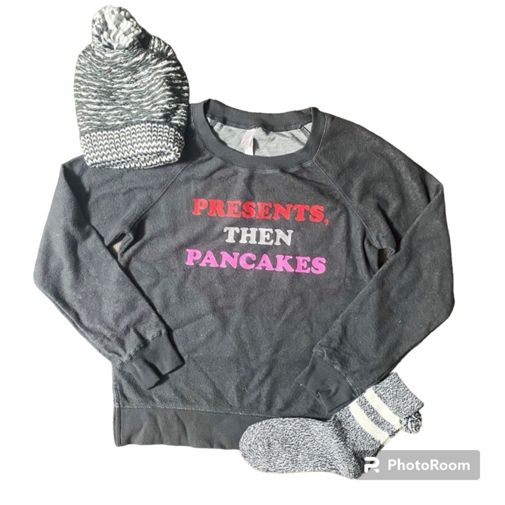 Xhilaration Christmas Sweatshirt Pajama Hat Socks Set